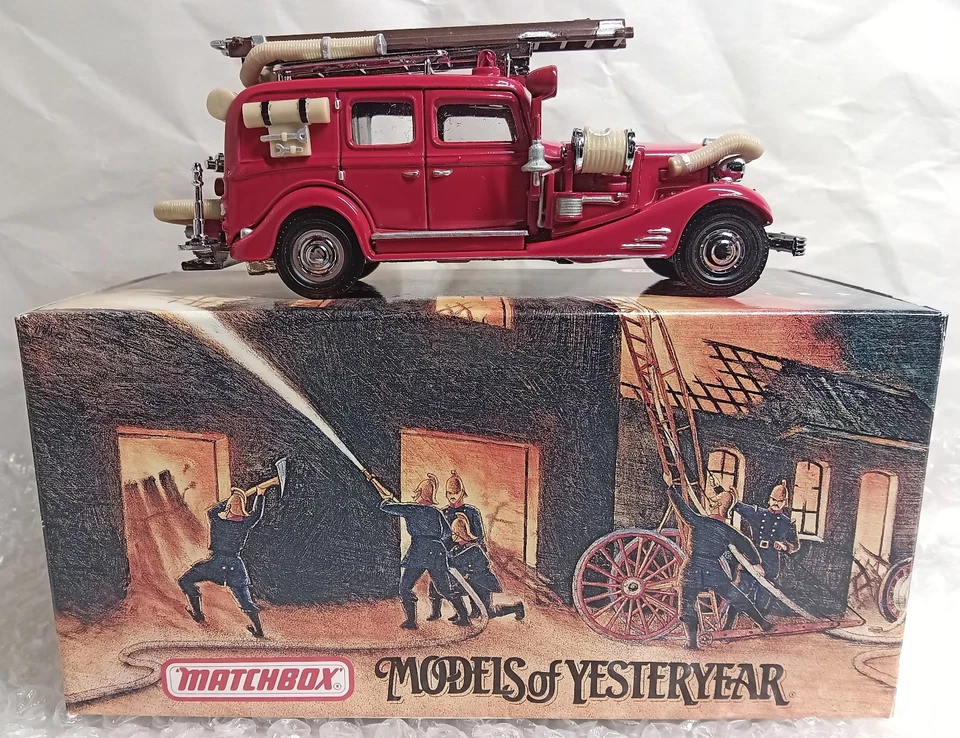 Cadillac Fire Wagon Matchbox Fire Engine Series YFE03 1933 SIN USAR, EN CAJA. Foto 1 de 4