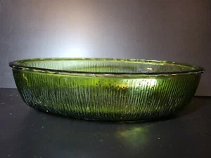 Vidrio verde oliva vintage FTD 1975, patrón de corteza de plato ovalado para servir - Imagen 1 de 9