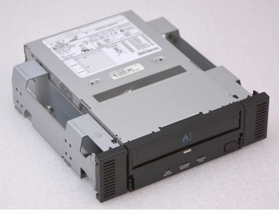 Sony ATDNA2A Intern Ide Tape Drive 40/104GB Ait Streamer Band Drive 104GB ST1 - Image 1 of 1