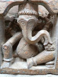 Old Vintage Hand Carved Ganesha Figure Wooden Wall Panel Decorative Collectible - Picture 1 of 24