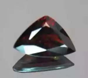 5,31 cts Natürlicher Trillion-Schnitt CandyApple-Roter Spessartit VS Granat (Mosambik) - Bild 1 von 3