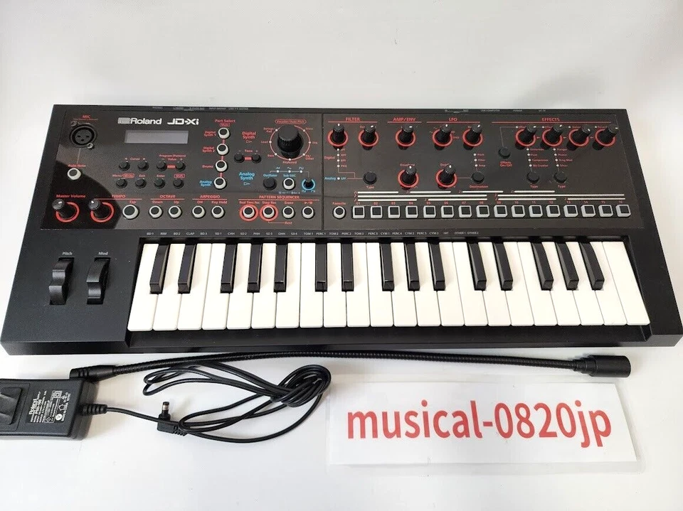 Roland JD-XI Synthesizer Analog Keyboard Black keyboard Music Instruments - Image 1 of 4