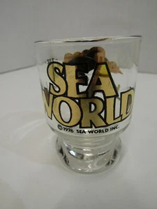 OLD BARWARE SHOT GLASS 1976 SEA WORLD SHAMO WHALE 2 1/2" SOUVENIR MAN CAVE - Picture 1 of 1
