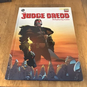 The Judge Dredd Rollenspiel Buch. Hardcover. 2002. Mungo. D20. - Bild 1 von 2