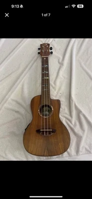 Ukelele de concierto Koa de marea alta para guitarras Luna koa (acústico o eléctrico) Foto 1 de 4