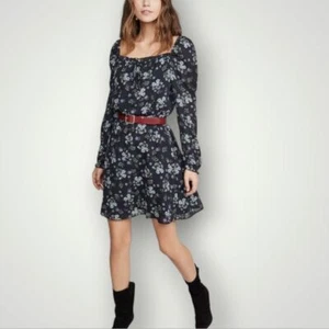 Cupcakes and Cashmere Dress Womens M Floral Square Neck Long Sleeves Above Knee - Picture 1 of 11