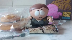 South Park Face Of Cartman Border Patrol Kidrobot Action Figure 2005 Statue  - Foto 1 di 2