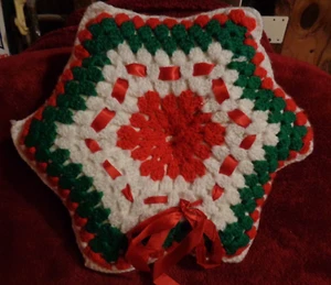 HAND CROCHET CHRISTMAS PILLOW 15" X 15" HEXAGON SHAPE WITH RED RIBBON-CLEAN - Picture 1 of 3