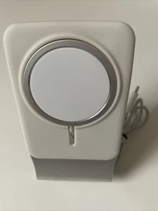 Apple MagSafe Charger - Silver - Photo 1 sur 4