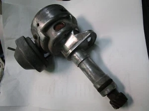 Mercedes ignition distributor W116, 280 SE, SEL, M110 motor, Bosch 0237 304 001 - Picture 1 of 10