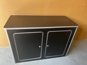 Pferdebox Wohnwagen Bongo Campervan schwarz Küche Pod Einheit Spüle Kochfeld offene Rückseite - Bild 1 von 5