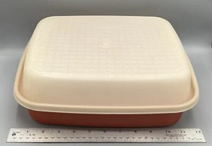Vtg Tupperware Large Meat Marinade Container 2-Piece Paprika Red #1294 w/Lid USA - Picture 1 of 9