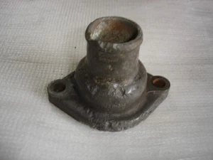 CLASSIC VOLVO AMAZON 140 160 ENGINE THERMOSTAT HOUSING - Picture 1 of 3