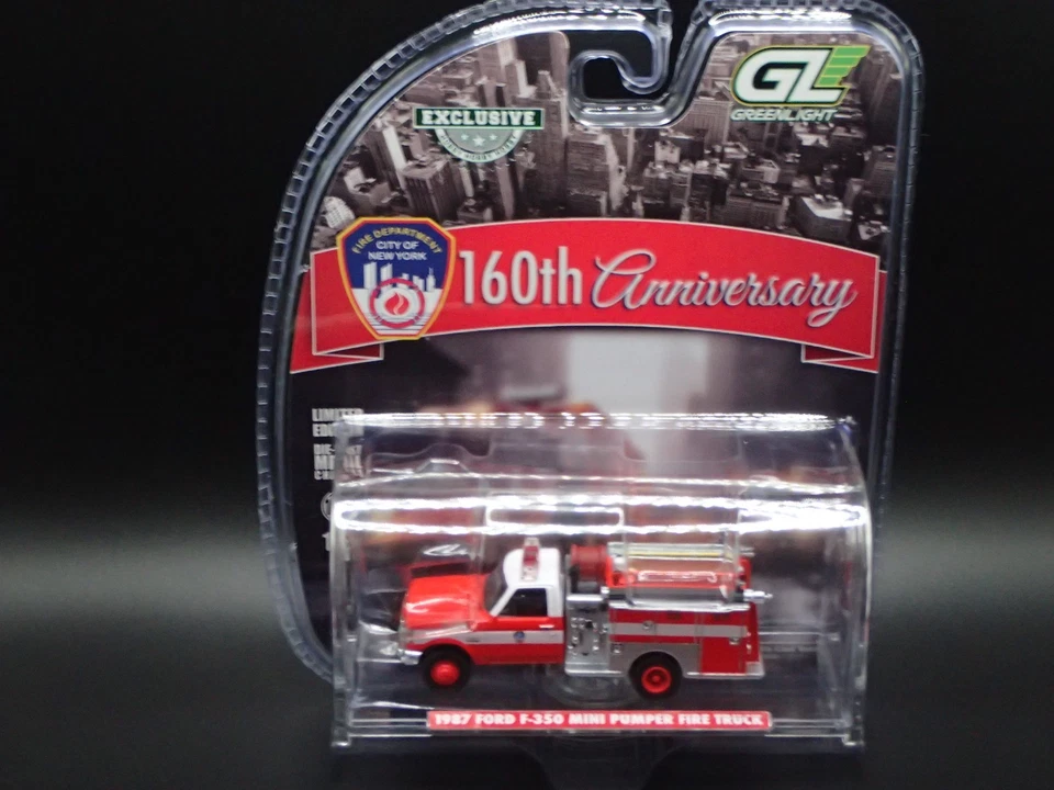 2025 GREENLIGHT 1987 FORD F-350 FDNY MINI PUMPER FIRE TRUCK HOBBY EXCLUSIVE 1:64 - Image 1 of 4