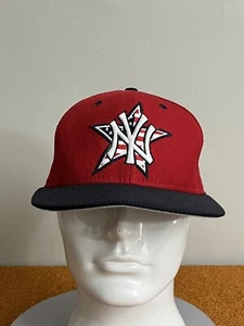 New York Yankees New Era 59Fifty 2014 4. Juli rot eng anliegende Mütze MLB Größe 7 1/8 SELTEN - Bild 1 von 9