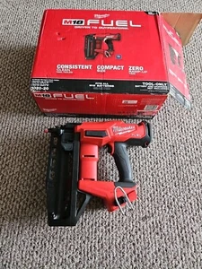 Milwaukee 3020-20 M18 FUEL 16 Gauge Straight Finish Nailer Tool Only - Picture 1 of 8