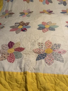 Edredón antiguo vintage tamaño king retazos floral bordado casa núcleo Amish - Imagen 1 de 14