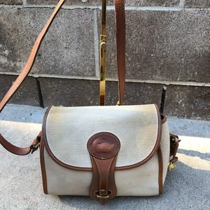 VTG DOONEY & BOURKE Essex Saddle Bag Purse Women's Crossbody All Weather Leather - Picture 1 of 15