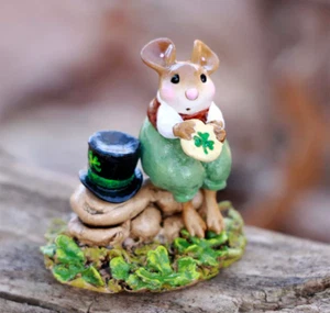 Wee Forest Folk SHAMROCK SNACKER, WFF# M-612b, St. Patricks Day Mouse, LTD 2024 - Picture 1 of 1