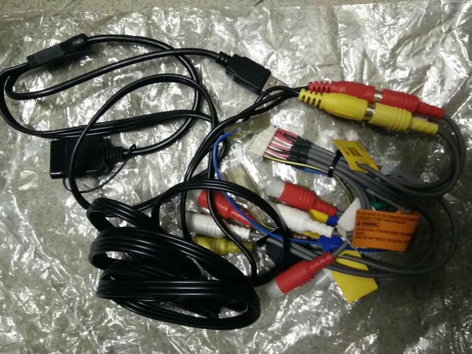 Smart Fortwo cablaggio Radio , Pioneer Stereo CD USB Aux Lettore, Bluetooth Kit - Immagine 1 di 1