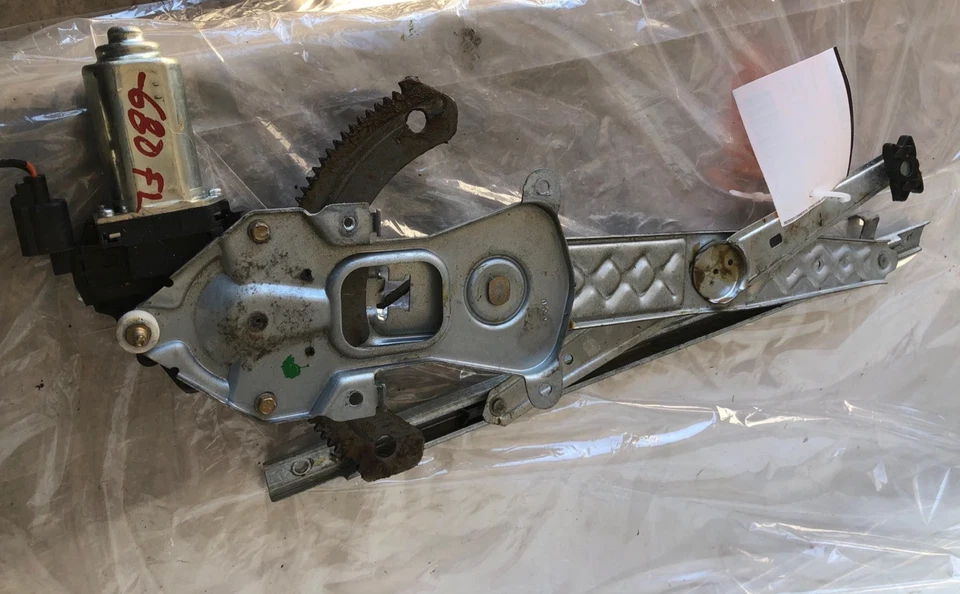 1999 - 2003 FORD WINDSTAR LX Front Door Regulator Window Driver Left Side LH OEM - Image 1 of 4