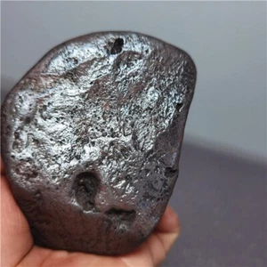 678g Natural Iron Meteorite Specimen from , China A474 - Picture 1 of 10