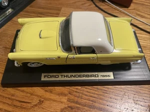 Road Tough 1955 Yellow Ford Thunderbird Convertible 1:18 Scale Model Pre Owned - Picture 1 of 22