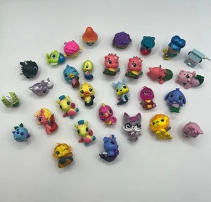 Lote 30 Mini Animales Coleccionables Hatchimals - Imagen 1 de 6