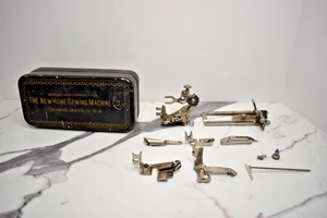 Vintage Singer & andere Nähmaschinenaufsätze Teile Werkzeug Posten Konvolut Projekte - Bild 1 von 17