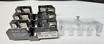 SOPORTE FUSIBLES CUADRADO D LR21455 TÉRMINO CONEXIÓN RÁPIDA 30A 600V con soporte, nuevo Foto 1 de 4