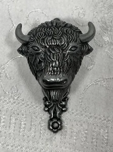 2 Buffalo Bison Wandhaken Schlüssel Mäntel Einzelhaken Schubladenzug Zinn Ranch Spanien - Bild 1 von 17