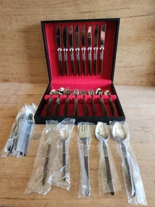 Juego de cubiertos Interpur INR19 Mid Centruy de acero inoxidable con mango marrón 8 ajustes 53 piezas - Imagen 1 de 24