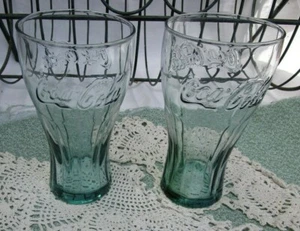 2 Bicchieri Coca Cola Vintage 16 oz Bicchiere Coca Cola Verde - Foto 1 di 8