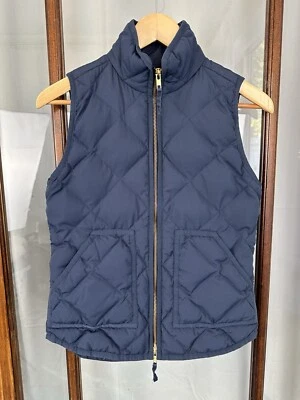 J. Женский стеганый жилет-пуховик Crew темно-синий размер XXS на молнии б/у в отличном состоянии для экскурсий - Изображение 1 из 4