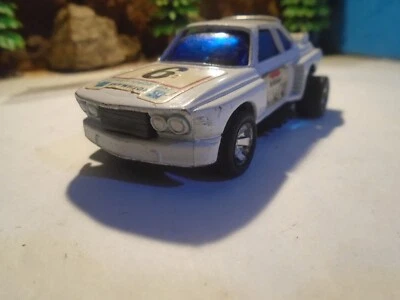 SCALEXTIC DIECAST 1/48 SCALE NO 9 BMW 3.5 CSL RACE RALLY CAR ROTHMANS   5-67-4-5 - Image 1 of 4