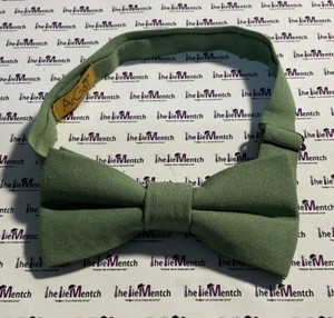 ArGail Solid Green 100% Cotton Pre-Tied Adjustable Bowtie BRAND NEW - Picture 1 of 2