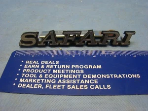 Early1970's Original Vintage Pontiac Safari Station Wagon Emblem NOS OEM GM USA - Picture 1 of 4