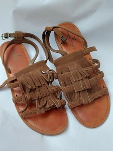 American Eagle Ladies Boho Chic Brown Fringe Leather Sandals Shoes Size 9 - Picture 1 of 5
