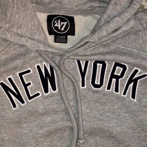 NY New York Yankees baseball ‘47 Brand Pullover Gray Hoodie Sweatshirt Size XL Cover