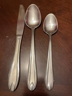 3 Hampton Silversmiths Classy Anastasia Stainless Knife Soup Spoon Teaspoon 296 - Image 1 of 3