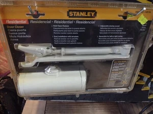 033923824552 Stanley residential door closer S824-557 /V8177 - Picture 1 of 2