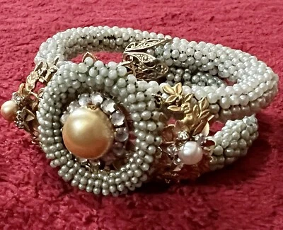 MIRIAM HASKELL 双记忆线种子珍珠包装装饰手镯 未签名 — 第 1/4 张图片