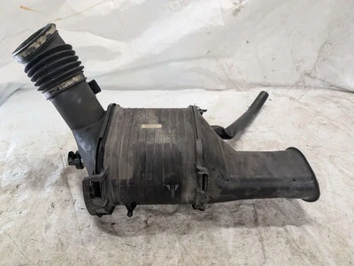 Carcasa purificadora de aire Ford F350SD 2003-2004 para motor diésel turbo V8 de 6,0 L Foto 1 de 4