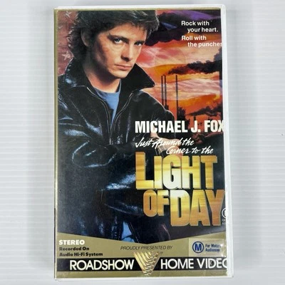 Light Of Day VHS Big Box Ex-Rental Tested & Working Tracked Postage - Image 1 of 4
