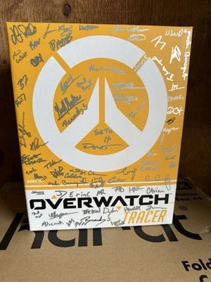 * 由 DEV 团队签名 * 守望先锋暴雪示踪器雕像版本 1 原始脸 全新带盒 — 第 1/4 张图片