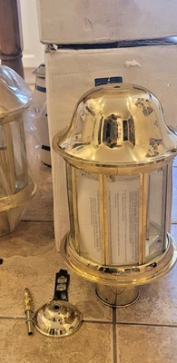 Excelente linterna poste vidrio biselado latón exterior Quoizel vintage en caja luz Foto 1 de 4