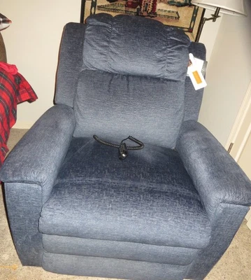 ~NWT~  La-Z-Boy Blue Tweed Luxury Lift Power Recliner Massage/Heat etc. - Image 1 of 2