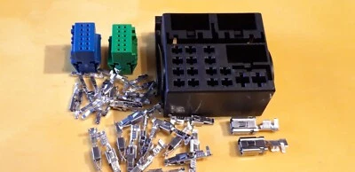 Quadlock FAKRA Male Cube Female New Version 52 Pin Sat Nav & Contact Pins - Image 1 of 2