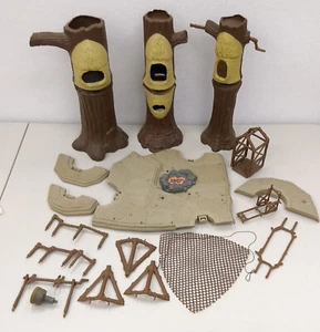 1983 Star Wars EWOK VILLAGE Action Playset Kenner ~ Near Complete - Picture 1 of 18