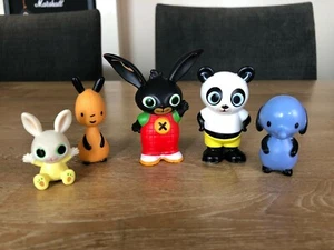 Pacchetto Figurine Fisher Price Bing Flop Pando Charlie Amma - Foto 1 di 4